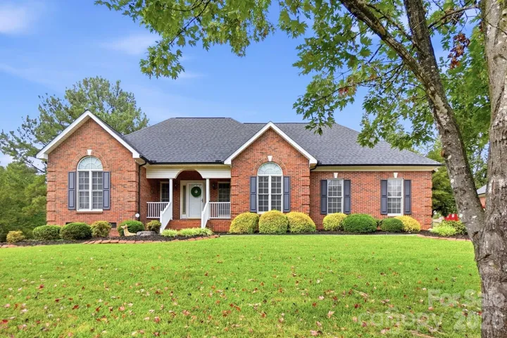 Beautiful, full brick home!