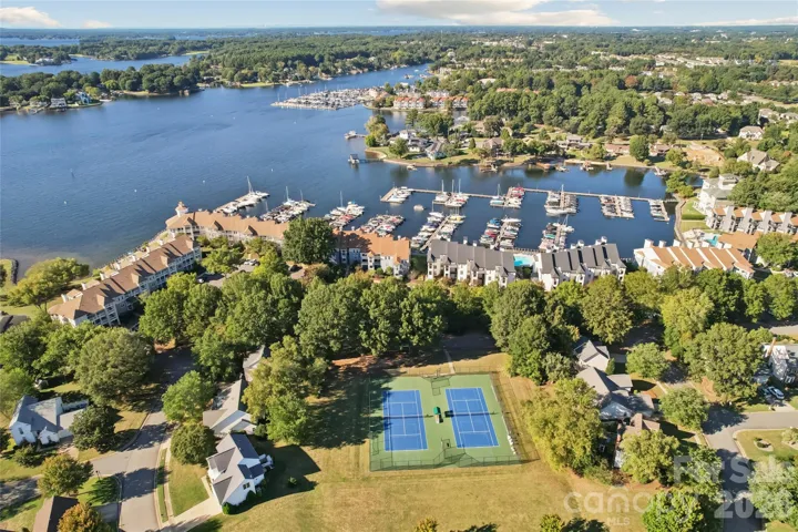 Lake Norman: Where every day feels like vacation!
