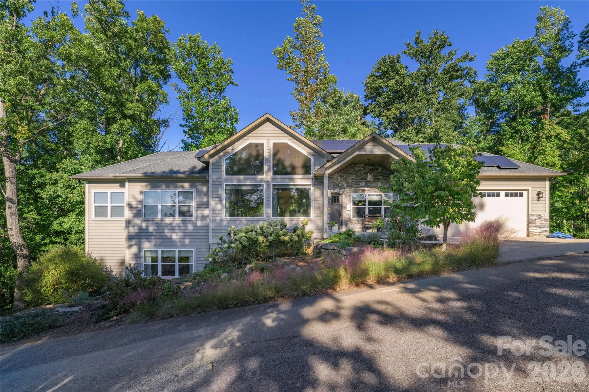 18 Herron View Lane, Weaverville, North Carolina 28787