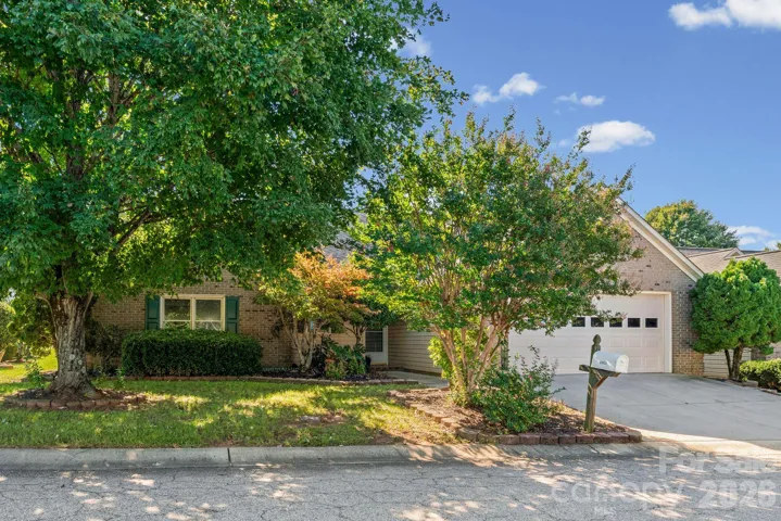 302 Hidden Creek Circle