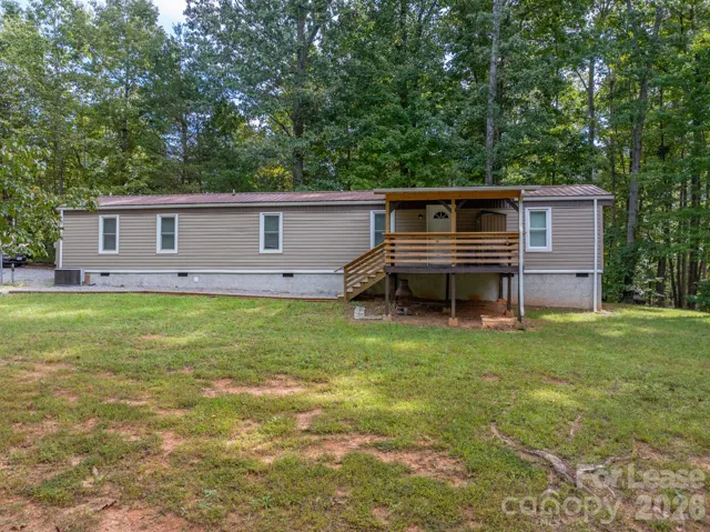 Front of house from Red Oak Dr