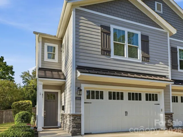 Welcome to 1303 Cortland Rd E in Madison Park, part of the Selwyn Towns community.