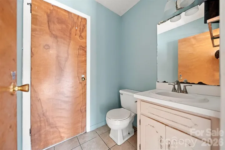 1170