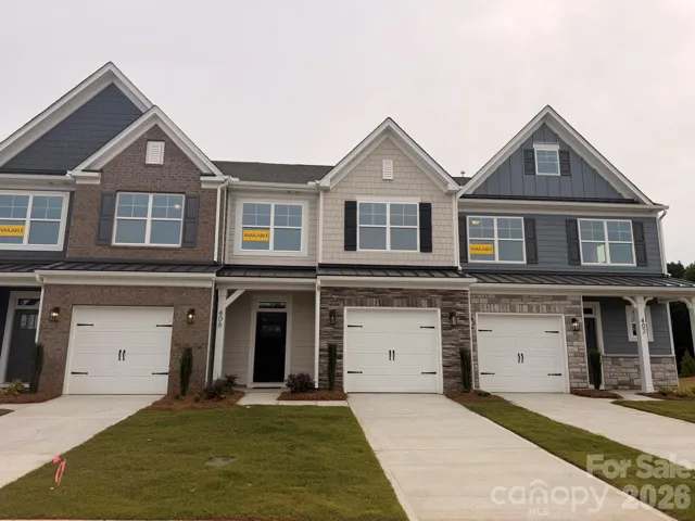 Homesite 105 features an Ashland J floorplan