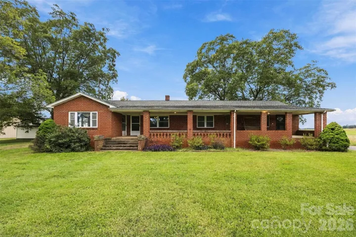 Welcome to 2925 Fallston Waco Road!