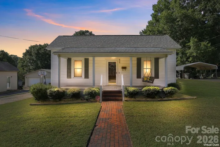 Welcome to 609 Poplar Ave in Kannapolis!