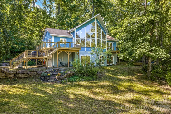 The tree house!