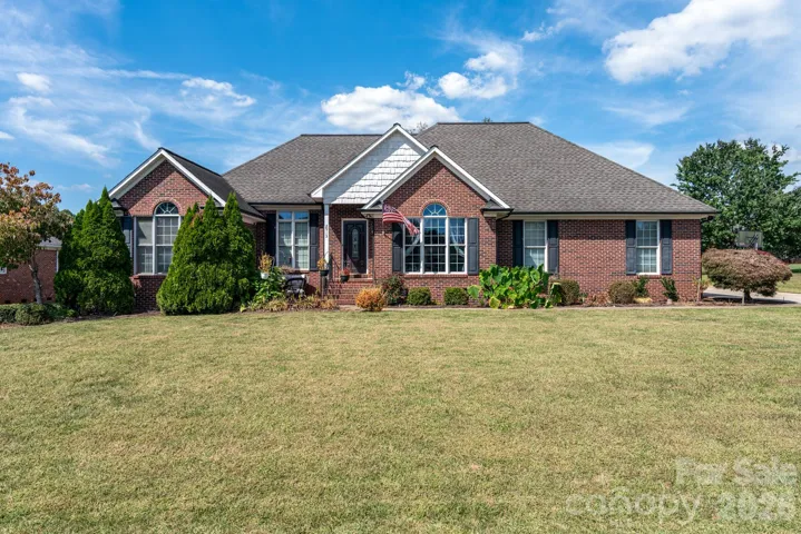 Wonderful brick ranch!