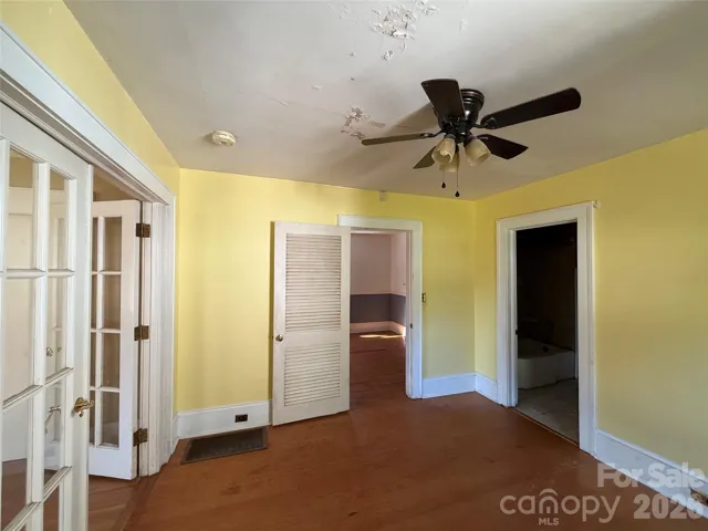 1170