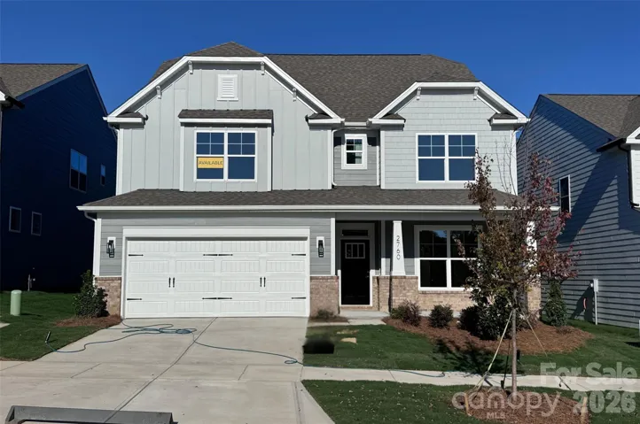 Homesite 16 features a Davidson E floorplan