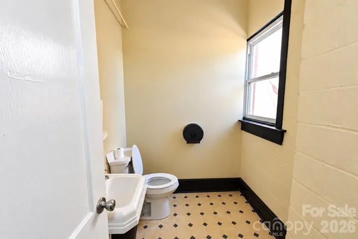 1170