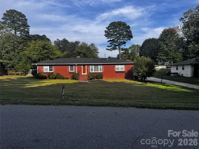 6324 Elmwood Cir. Charlotte