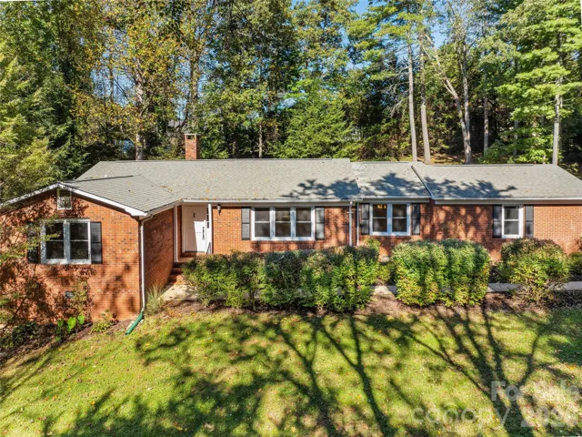 Move-in Ready Ranch Home in English Hills