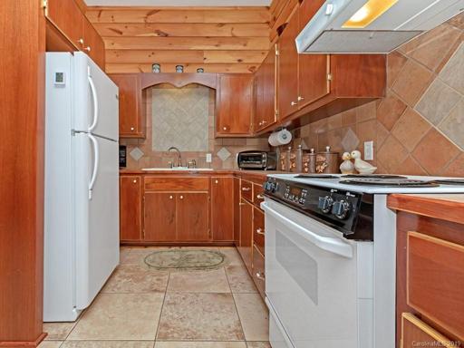 Entertainment Kitchen with GE appliances
