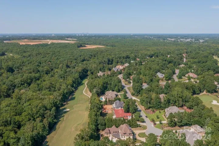Views of uptown in the distance. Close to uptown, Ballantyne, Marvin, Waxhaw, major retail and restaurants.