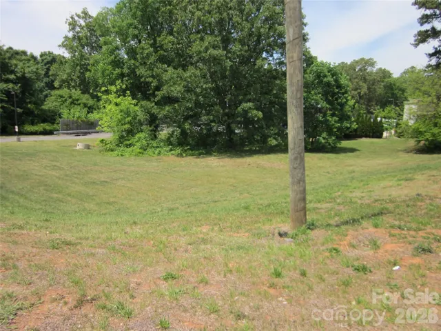 15105 Old Statesville Center