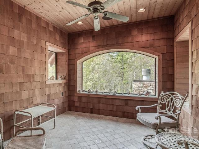 3rd Floor Covered screened in porch