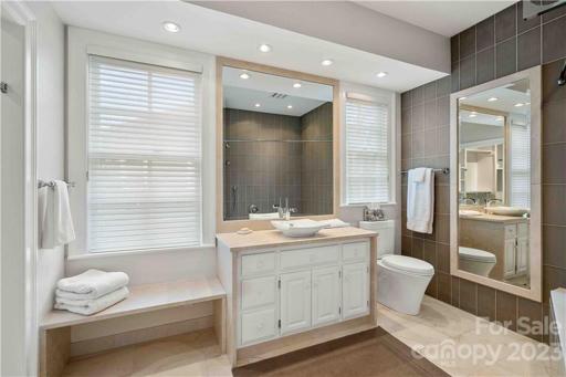 Second Floor, Primary Bathroom