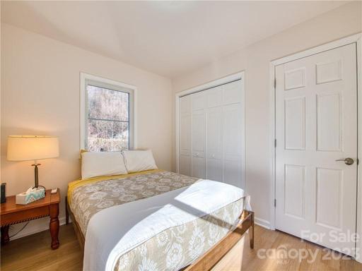 Main level bonus room