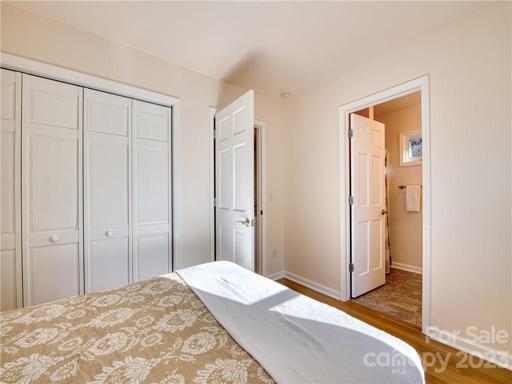 Main level bonus room