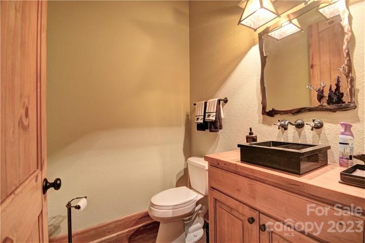 Lower-level powder room