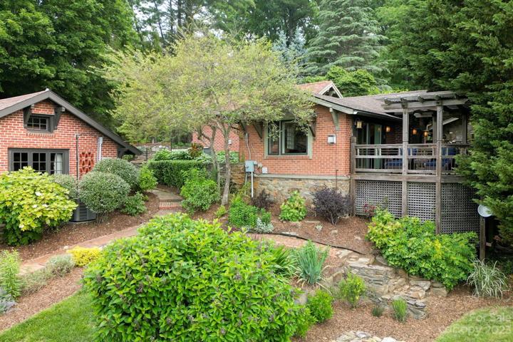 Main house and upper guest separate suite
