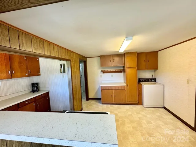 Main House Kitchen #2