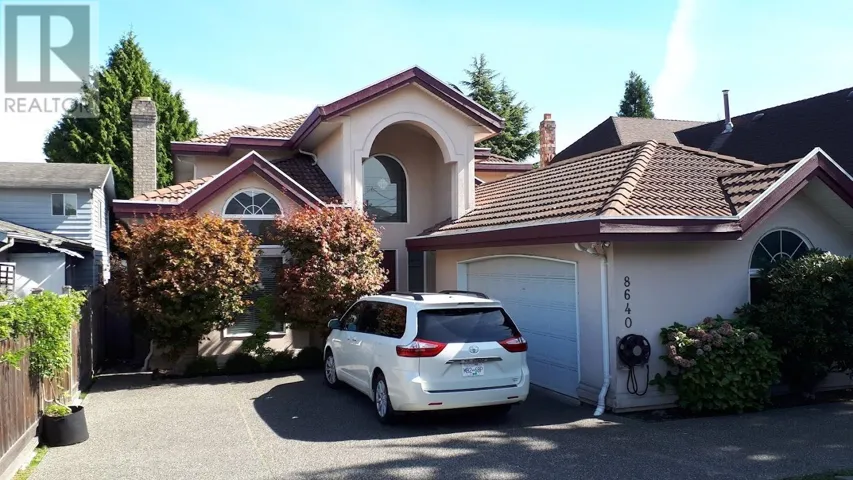 8640 NO 2 ROAD, Richmond, British Columbia V7C3M5
