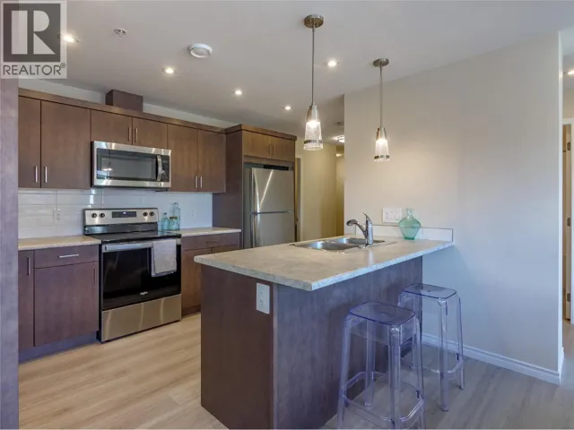 #405 3362 SKAHA LAKE Road,