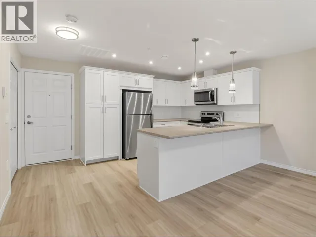 #604 3362 SKAHA LAKE Road,