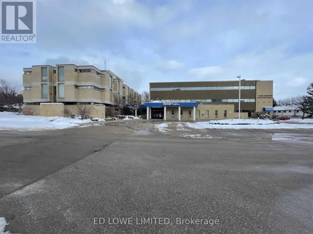 #200 -121 WELLINGTON ST W