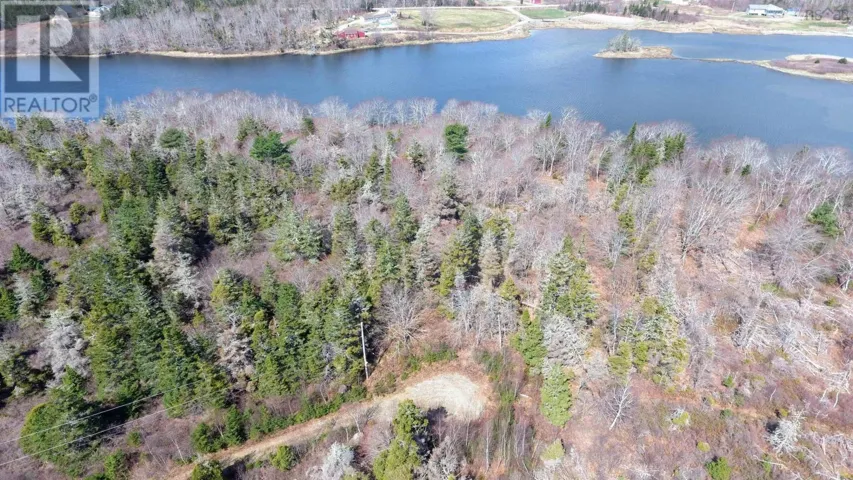 Lot 15 MCLEANS ISLAND Road