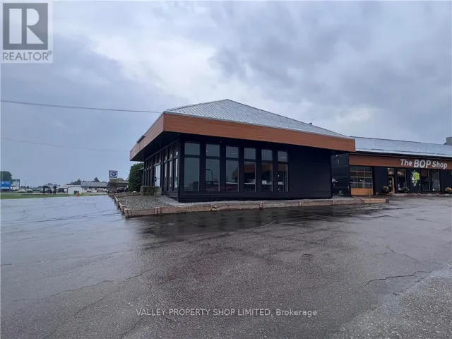 1352 PEMBROKE STREET