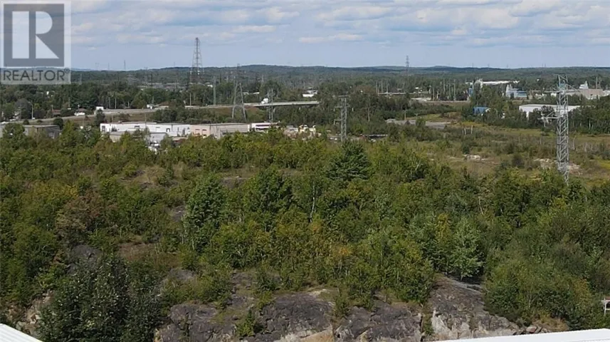 2652 Part 1 Lasalle Boulevard, Sudbury, Ontario P3A4R7