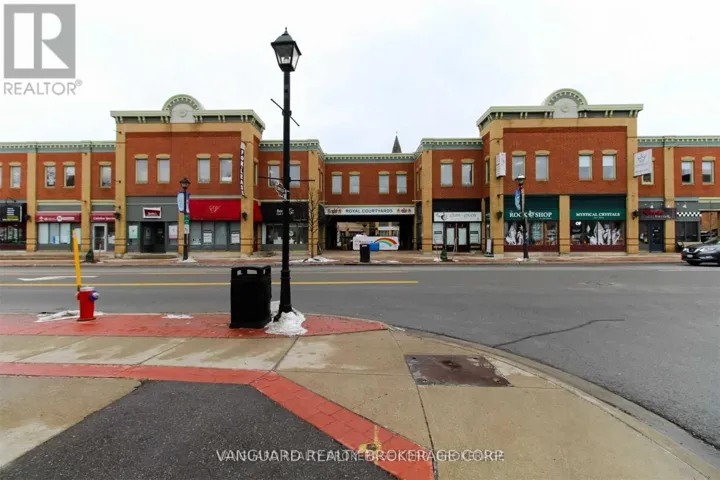 E6 - 18 KING STREET E, Caledon (Bolton North), Ontario L7E1E8