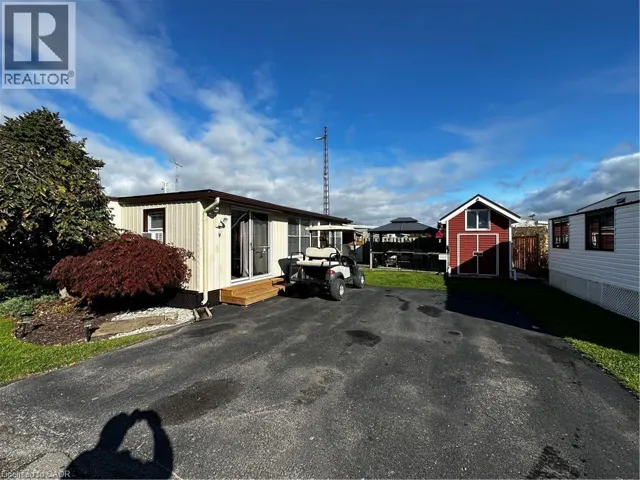 92 CLUBHOUSE Road Unit# 33, Turkey Point, Ontario N0E1T0