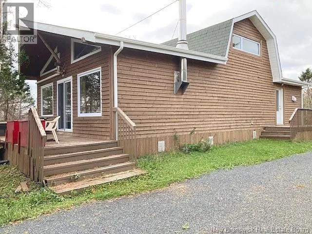 9 Rue Paulin, Saint-Marie-Saint-Raphaël, New Brunswick E8T1T7