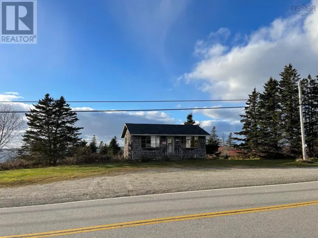 1139 Highway 3, Middle East Pubnico, Nova Scotia B0W2A0