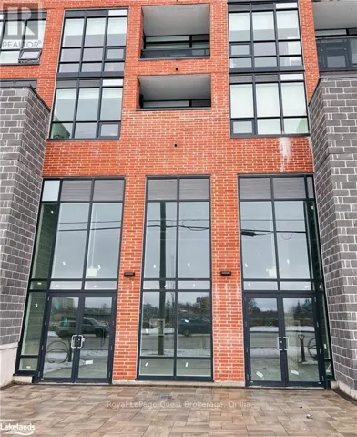 17 - 681 YONGE STREET, Barrie (Painswick South), Ontario L4N4E8