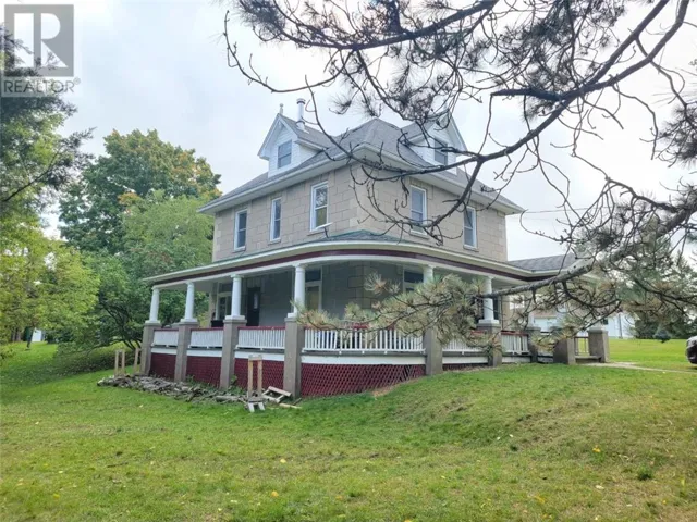 4 Gore St, Gore Bay, Ontario P0P1H0