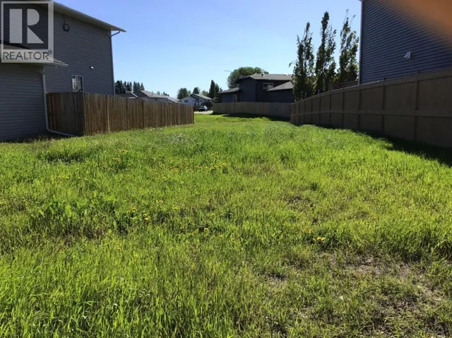 27 Prichard Drive, Whitecourt, Alberta T7S0G3
