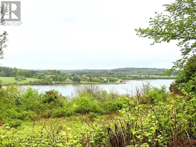 Lot 8 Creighton Street, Lunenburg, Nova Scotia B0J2C0