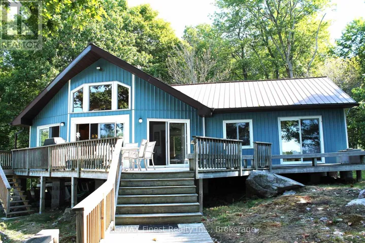 14 DOWNIE, Leeds and the Thousand Islands (The Islands), Ontario K0E1L0