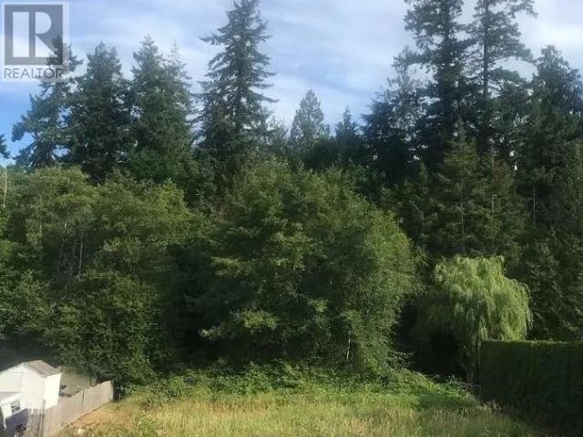 24 HARVIE AVE, Powell River, British Columbia V8A2P4