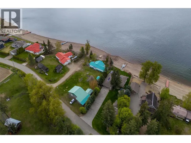 3726 Zinck Road, Scotch Creek, British Columbia V0E1M5