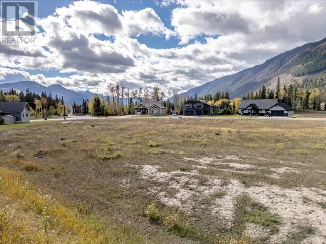 2107 WHISKEY JACK DRIVE, Sparwood, British Columbia V0B2G2