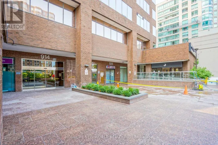 700 - 920 YONGE STREET, Toronto (Annex), Ontario M4W3C7