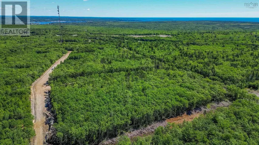 87 Morton Drive, Liverpool, Nova Scotia B0T1K0