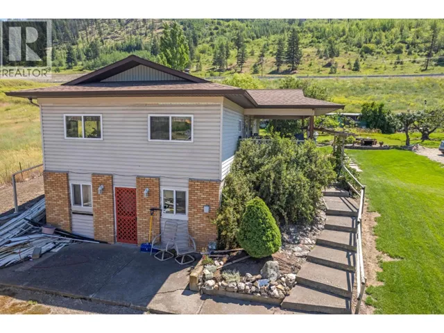 6150 TRANS CANADA HWY, Chase, British Columbia V0E1M0