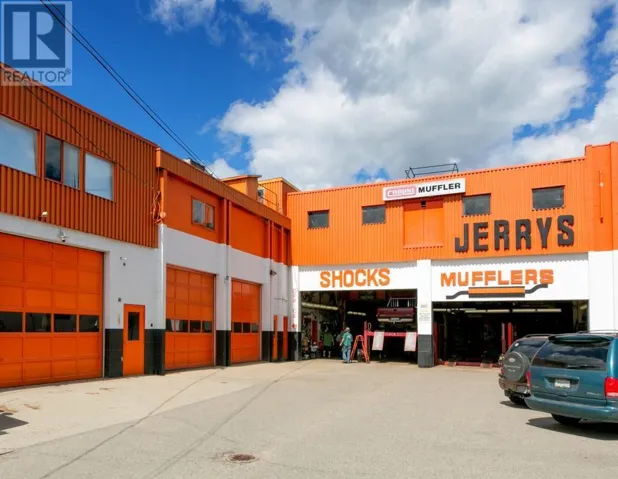 1948 Windsor Road, Kelowna, British Columbia V1Y4R5